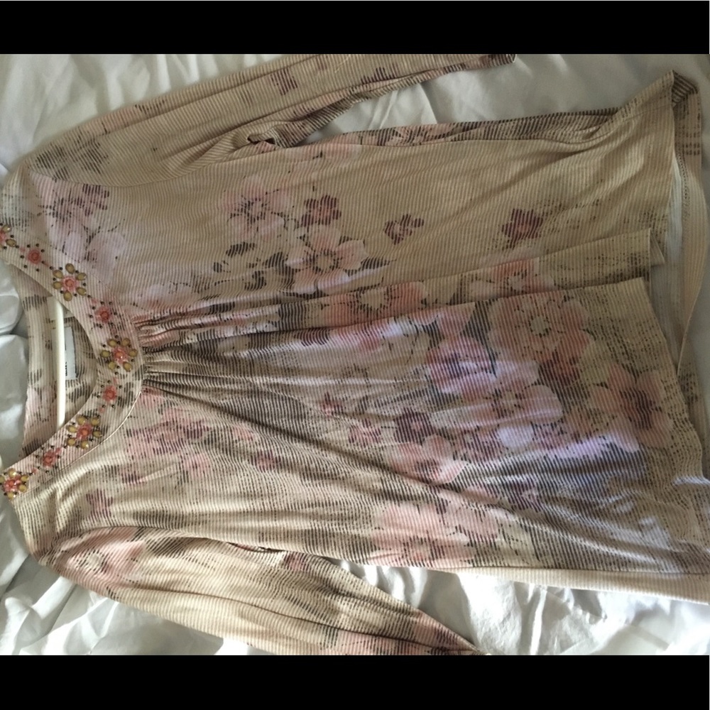 Floral top